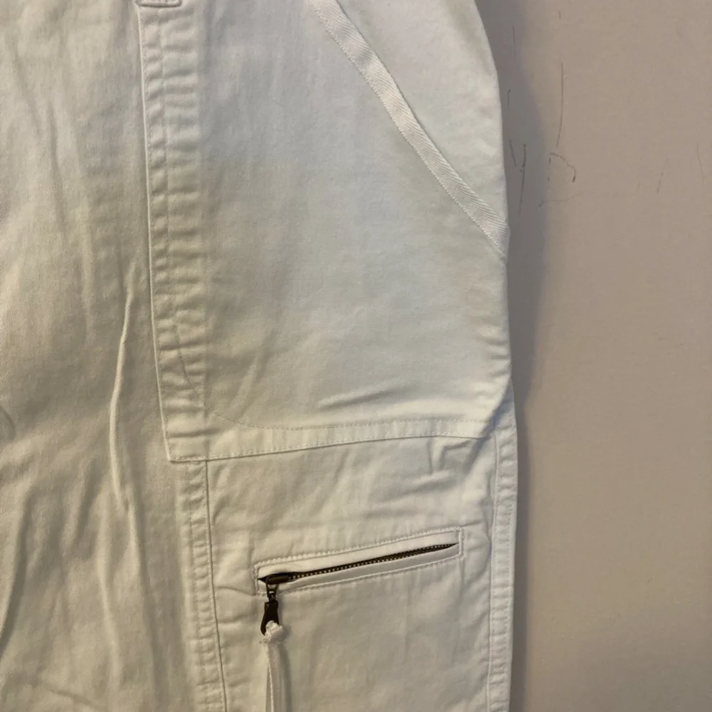 Westbound white cargo pants, size12. - Picture 4 of 6
